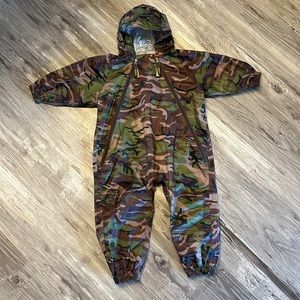 Tuffo Muddy Buddy. Size 3T. Camo color.